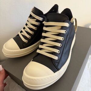 Rick Owen’s leather lace up sneakers